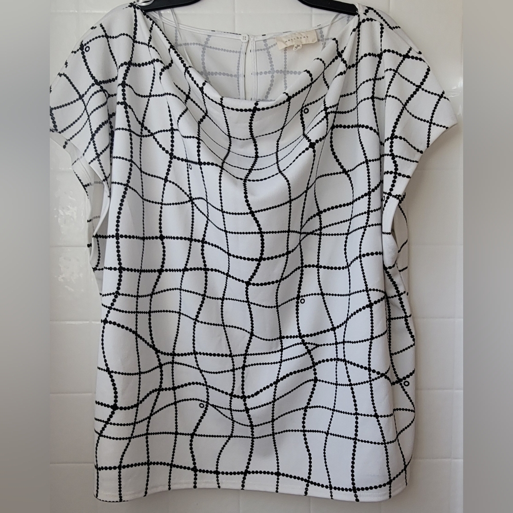 MELLODAY White and Black Geometric Blouse